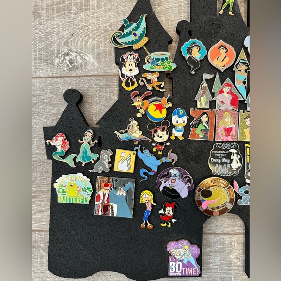 54 Disney Pins & Disney Castle Pin Board Collectors Collectable Trading - Picture 2 of 11